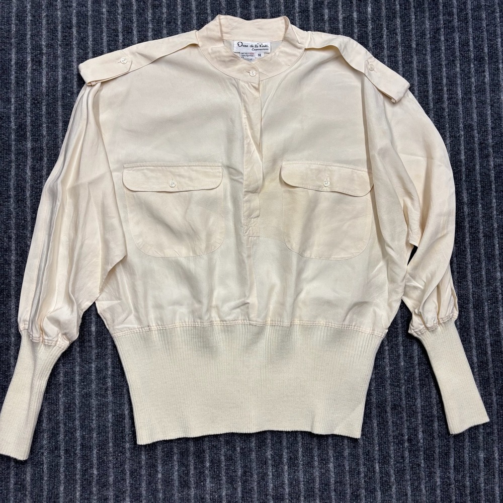 Oscar de la Renta Womens Silk Blouse M Cream Vintage Epaulet Ribbed Hem Top